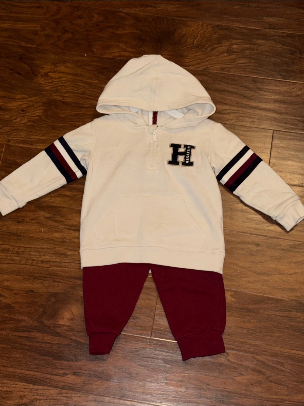 Tommy Hilfiger Hooded Sweatshirt & Burgundy Jogger Set -